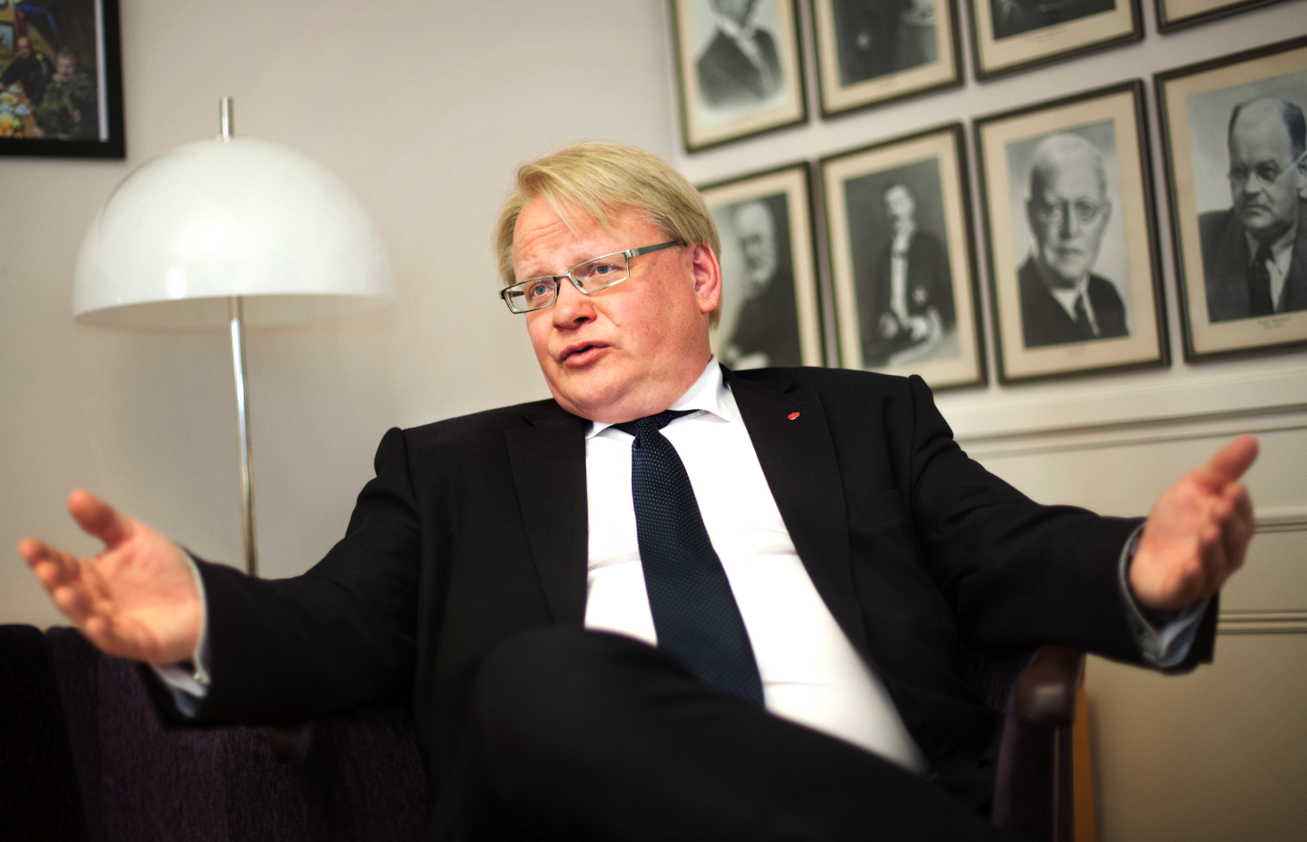 Peter Hultqvist (S), försvarsminister. Peter Hultqvist (S), försvarsminister.